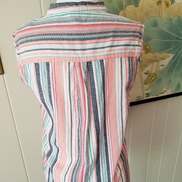 Max Studio Button Up Tank - Picture 6 of 10